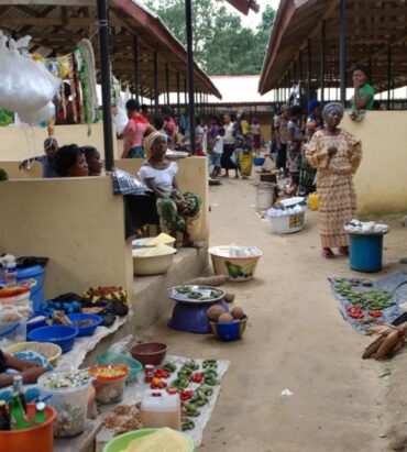 TRADERS AT COMMISSIONED MARKETS IN MBO