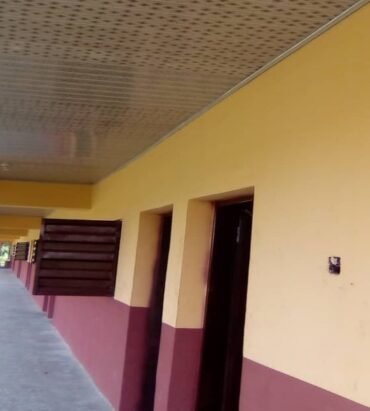Renovation of School and Provision of School Desks in Community Primary School Uta4